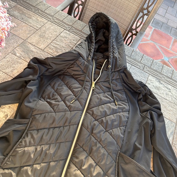 Maurice’s Quilted Hooded Jacket - Picture 3 of 8